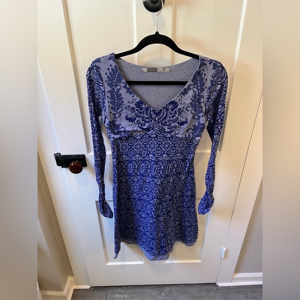 Athleta V-Neck Long Sleeve Knee Length Dress Size XXS